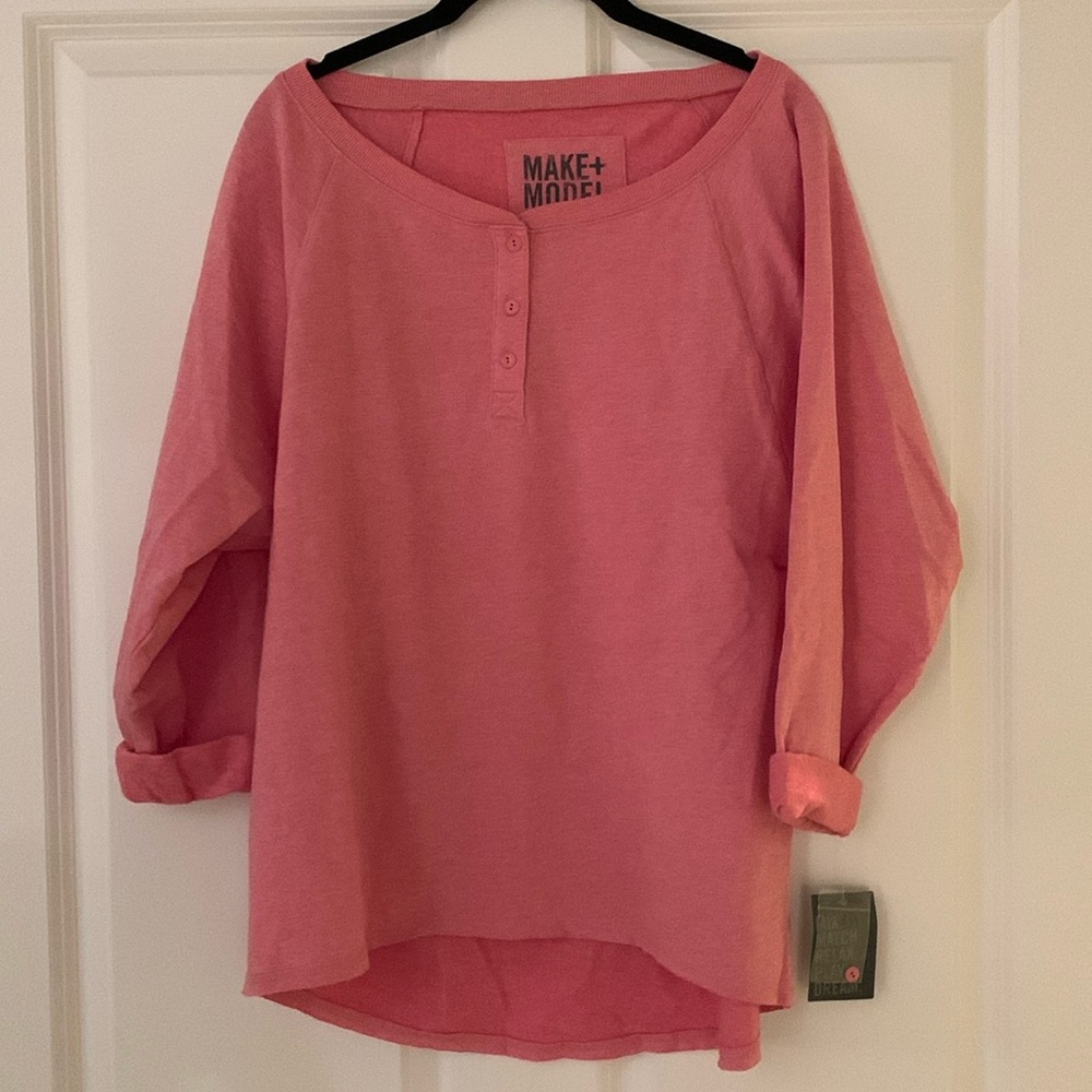 New with tags Make+Model oversized sweatshirt.
